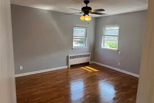 107 Gibson Blvd, Valley Stream, NY 11581 - Photo 7