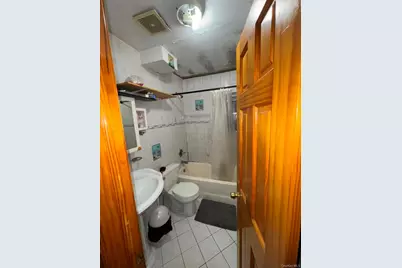 2521 94th Street, East Elmhurst, NY 11369 - Photo 11