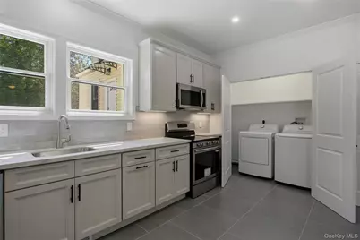 141 Forest Avenue, Yonkers, NY 10705 - Photo 13
