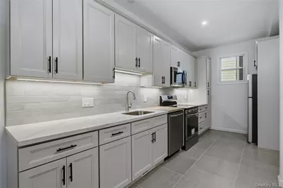 141 Forest Avenue, Yonkers, NY 10705 - Photo 25