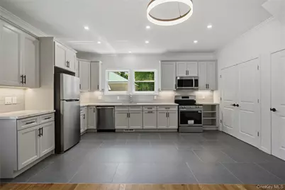 141 Forest Avenue, Yonkers, NY 10705 - Photo 7