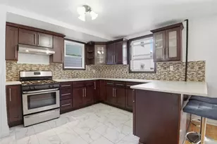 2851 Briggs Ave, Bronx, NY 10458 - Photo 11