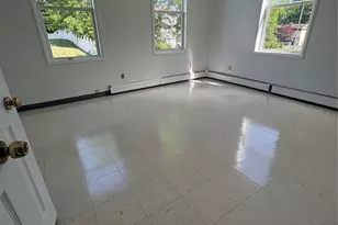 11 Fallkill Ave, Poughkeepsie, NY 12601 - Photo 3