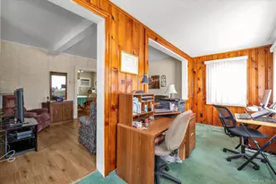 18 W Melrose St, Valley Stream, NY 11580 - Photo 3