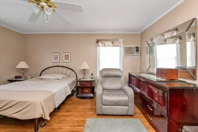 18 W Melrose Street, Valley Stream, NY 11580 - Photo 13
