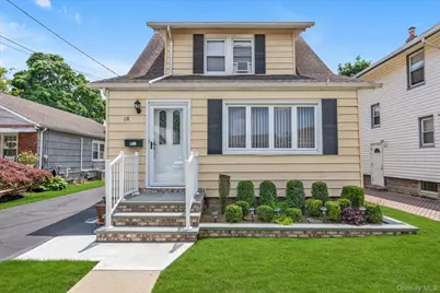 18 W Melrose Street, Valley Stream, NY 11580 - Photo 1