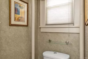 18 W Melrose St, Valley Stream, NY 11580 - Photo 11