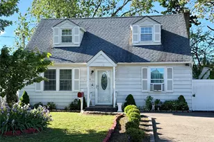 19 3rd St, Lindenhurst, NY 11757 - Photo 3
