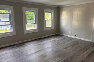 31 Bridge St, Wallkill, NY 12589 - Photo 7