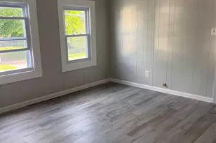 31 Bridge St, Wallkill, NY 12589 - Photo 5