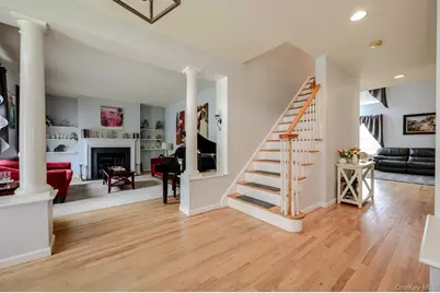 9 Poplar Street, Hopewell Junction, NY 12533 - Photo 3