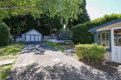 81 Summers Street, Oyster Bay, NY 11771 - Photo 15