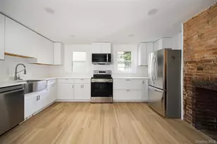 29 Delano St, Poughkeepsie, NY 12601 - Photo 3