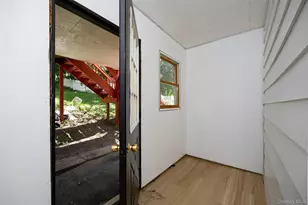 29 Delano St, Poughkeepsie, NY 12601 - Photo 17