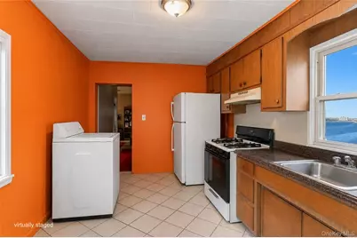 218 Targee Street, New York, NY 10304 - Photo 17