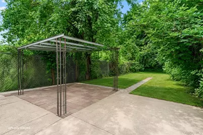 218 Targee Street, New York, NY 10304 - Photo 19