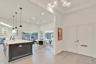177 Gannet Ct, Manhasset, NY 11030 - Photo 3