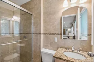 20 Melbourne Ln, Old Bethpage, NY 11804 - Photo 15