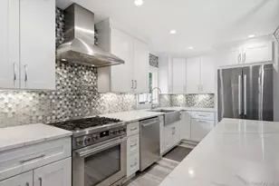 272 Hamilton Ave, Massapequa, NY 11758 - Photo 11
