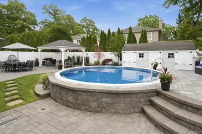 272 Hamilton Avenue, Massapequa, NY 11758 - Photo 37