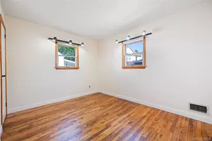 403 Brookside Ct, Copiague, NY 11726 - Photo 13