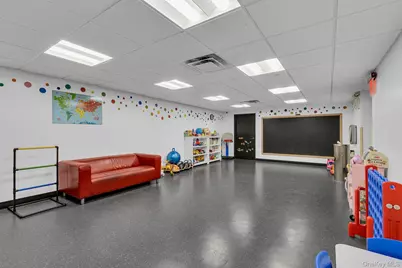 20 Pine Street #609, New York, NY 10005 - Photo 33
