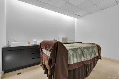 20 Pine Street #609, New York, NY 10005 - Photo 41