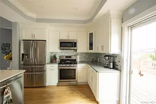 395 Saldane Ave, North Babylon, NY 11703 - Photo 23