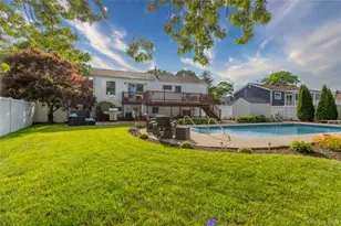 395 Saldane Ave, North Babylon, NY 11703 - Photo 9