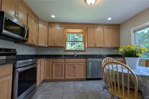 26 Roslyn Rd, Carmel, NY 10512 - Photo 13