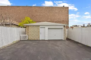 1034 Revere Ave, Bronx, NY 10465 - Photo 27