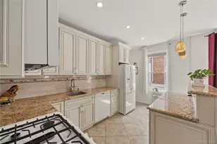 1034 Revere Ave, Bronx, NY 10465 - Photo 9