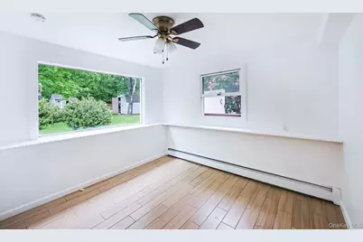 9 Grossman Street, Melville, NY 11747 - Photo 27