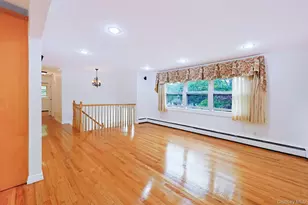 9 Grossman St, Melville, NY 11747 - Photo 9