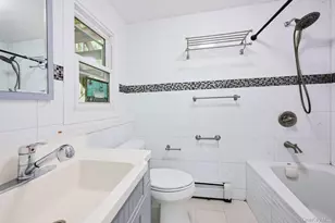 9 Grossman St, Melville, NY 11747 - Photo 19