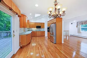 9 Grossman St, Melville, NY 11747 - Photo 17