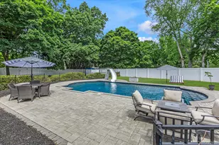 14 Brittany Ct, Northport, NY 11768 - Photo 27