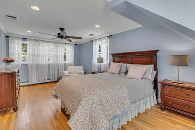 14 Brittany Court, Northport, NY 11768 - Photo 13