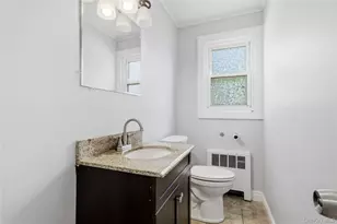 161 Sunset Rd, Massapequa, NY 11758 - Photo 7