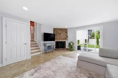 161 Sunset Road, Massapequa, NY 11758 - Photo 5