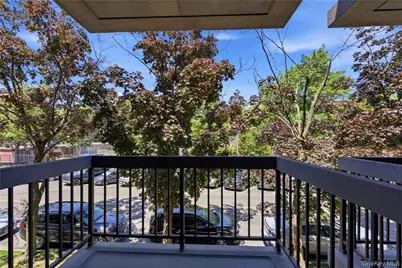 16306 71st Avenue #1323, Fresh Meadows, NY 11365 - Photo 9
