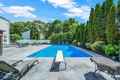 4 Sharon Drive, Coram, NY 11727 - Photo 29
