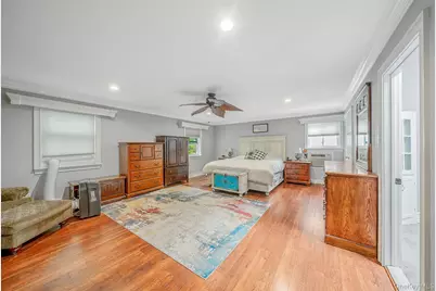 4 Sharon Drive, Coram, NY 11727 - Photo 13