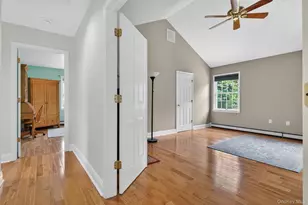 8 Twin Spring Ln, Florida, NY 10921 - Photo 21