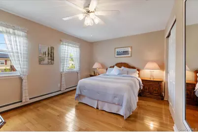 2442 6th Avenue, East Meadow, NY 11554 - Photo 21