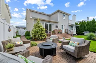 2442 6th Ave, East Meadow, NY 11554 - Photo 37