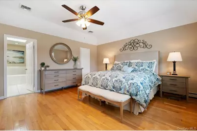 2442 6th Avenue, East Meadow, NY 11554 - Photo 23