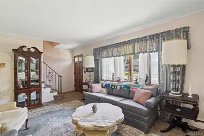 52 Center Street, Ronkonkoma, NY 11779 - Photo 3