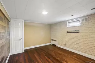52 Center St, Ronkonkoma, NY 11779 - Photo 17