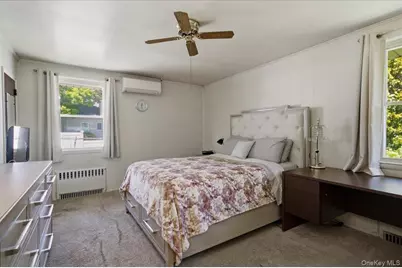 351 Grandview Boulevard, Yonkers, NY 10710 - Photo 11